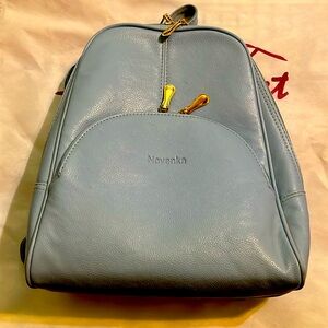 🎉SALE🎉$15 or 3 for $30🎉 💙Super Cute💙 Backpack Purse💙